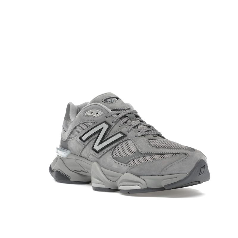 9060 – Shadow Gray CastleRock