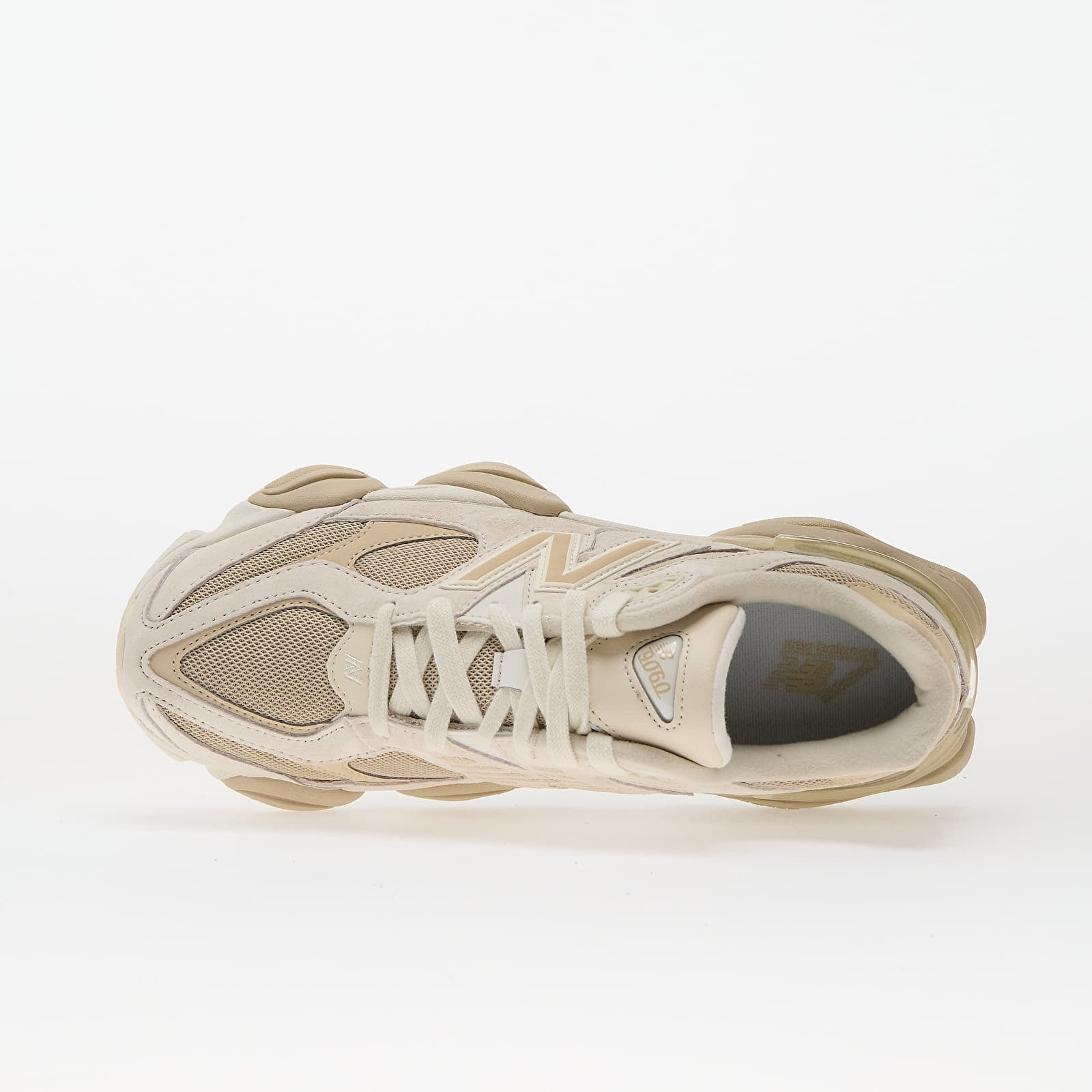 9060 – Beige White